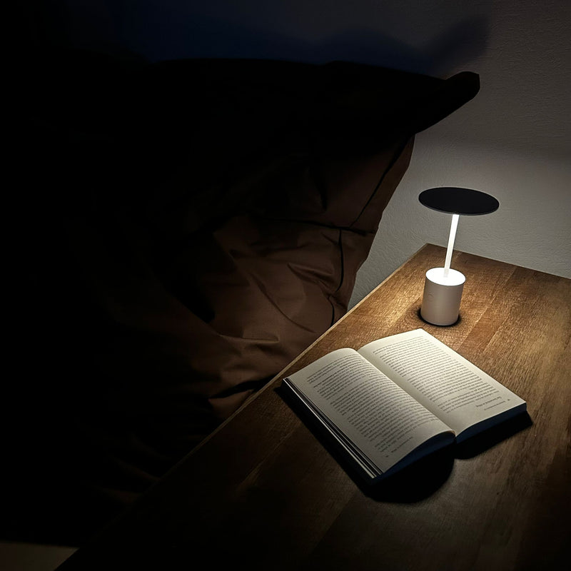 Cordless table lamp Yoru