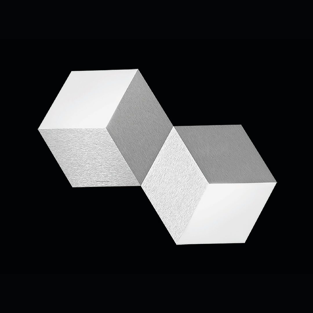 Geo wall/ceiling light