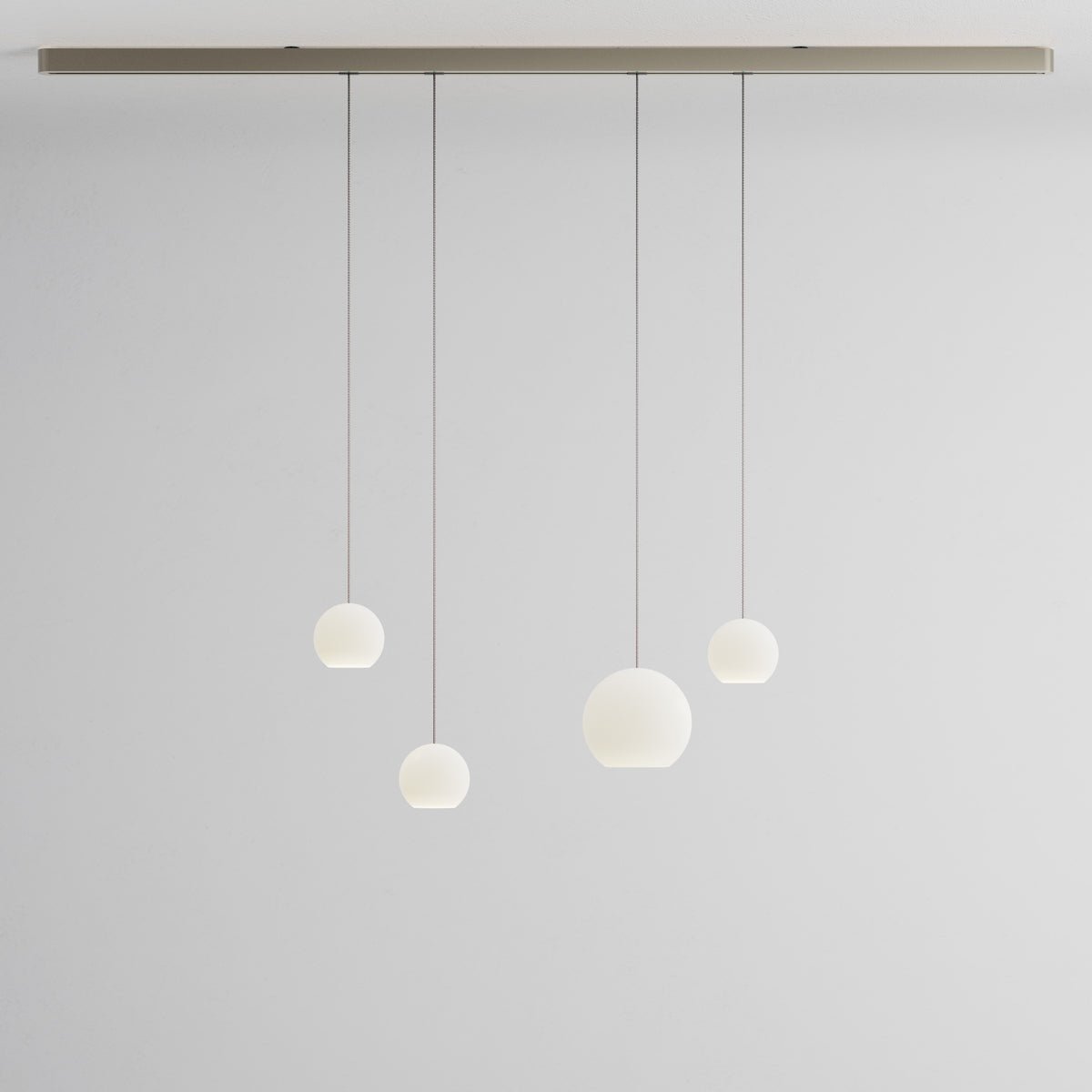 Komot, Pendelleuchte KOS Quattro 200cm, Nickel-Edelstahl, Produktbild gemischte Gläser