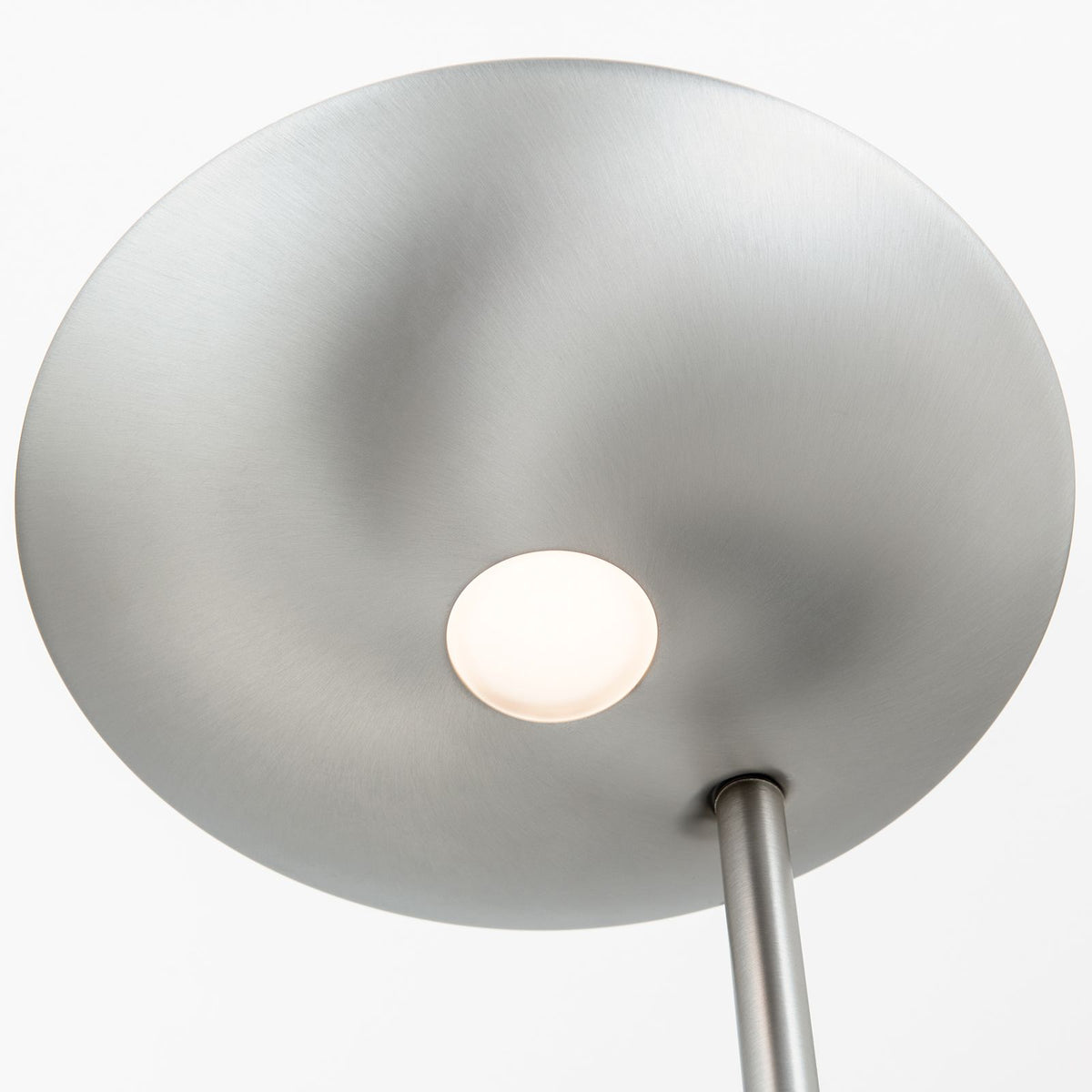 Orion, Stehlampe Cobra, Nickel Raumbild, moderne Wohnraumbeleuchtung