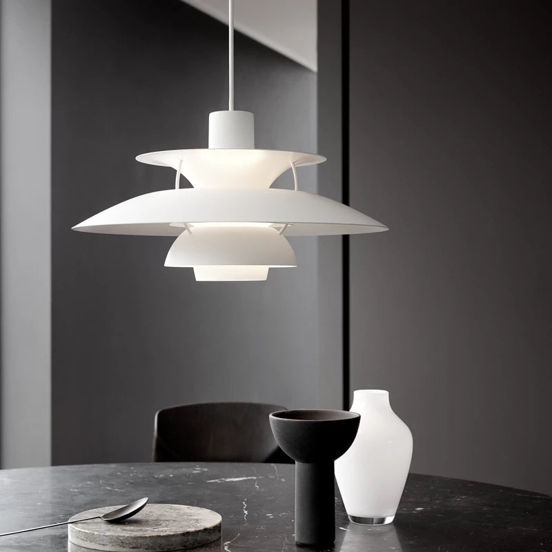 Louis Poulsen, Pendelleuchte PH 5, Produktbild, moderne Pendelleuchte