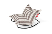 Outdoor Sitzsack im Schaukelstuhl-Design mit Streifenmuster, bequem für Garten und Terrasse