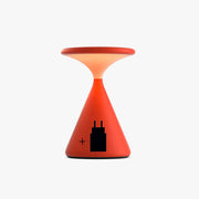 Akkuleuchte Salt inkl. Charger, orange, Vorderansicht