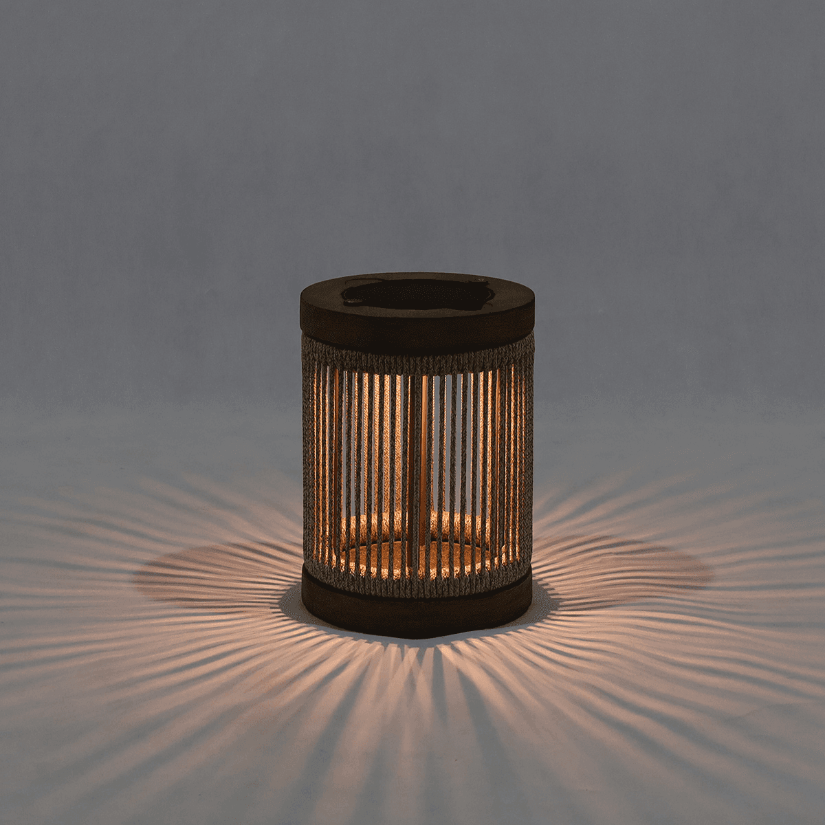 Solar-Tischlampe Rop & Strip mit solarbetriebenem Design