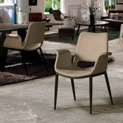 Sowa-Stuhl – elegante Sitzgelegenheit im Wohnzimmer
