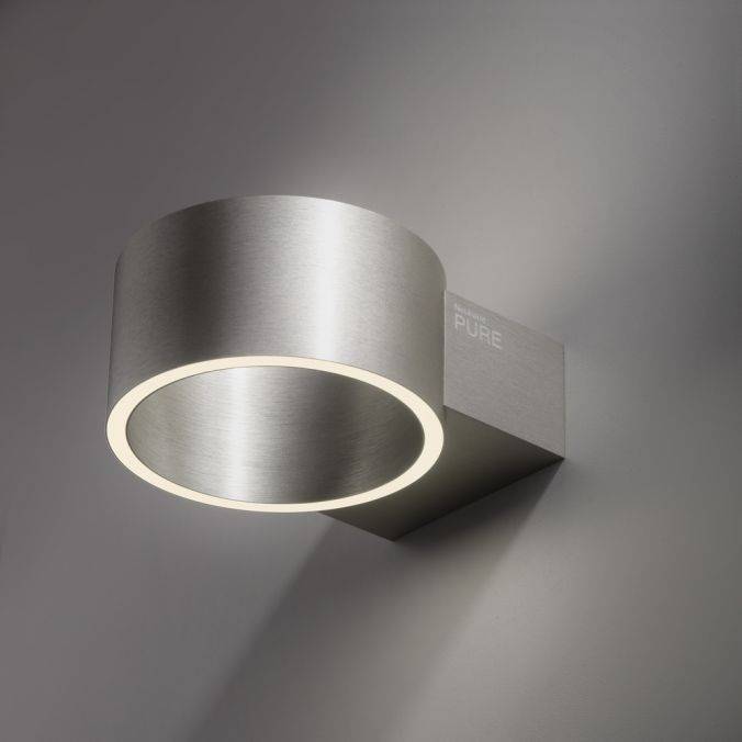 Wandleuchte Clipse in weiß mit Up/Down-Licht, elegante Beleuchtung
