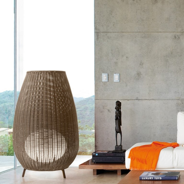 Amphora outdoor light