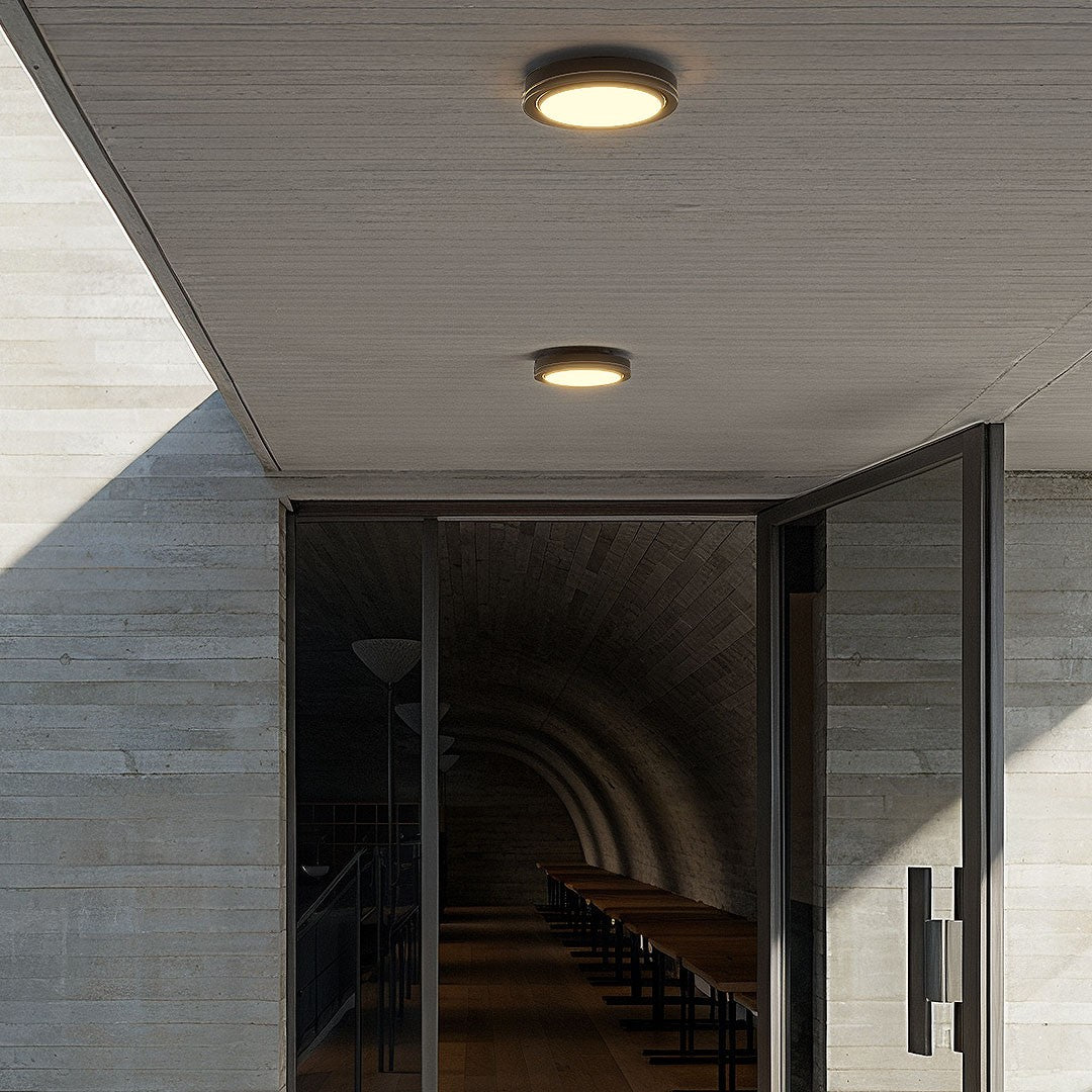 IP44.de LED Deckenleuchte lisc, schwarz, moderne Anwendung im Außenbereich