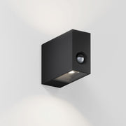 IP44.de, Wandleuchte Eye Sensor, Schwarz, smarte Außenbeleuchtung