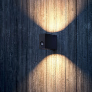 IP44.de, Wandleuchte Eye, Raumbild, stilvolle Wandbeleuchtung