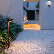 Les Jardins, Solar-Standleuchte Kobra, Rost Raumbild, stilvolle Gartenbeleuchtung