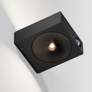 IP44.de, Wandleuchte Luci Sensor, Detail, moderne Lichtlösung