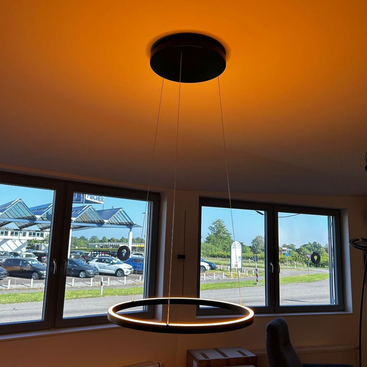 Suspension Lisa, noire, 60 cm (pièce d'exposition)