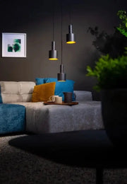 Expo Trading, Pendelleuchte Sledge Rondell, Schwarz, Raumbild Wohnzimmer
