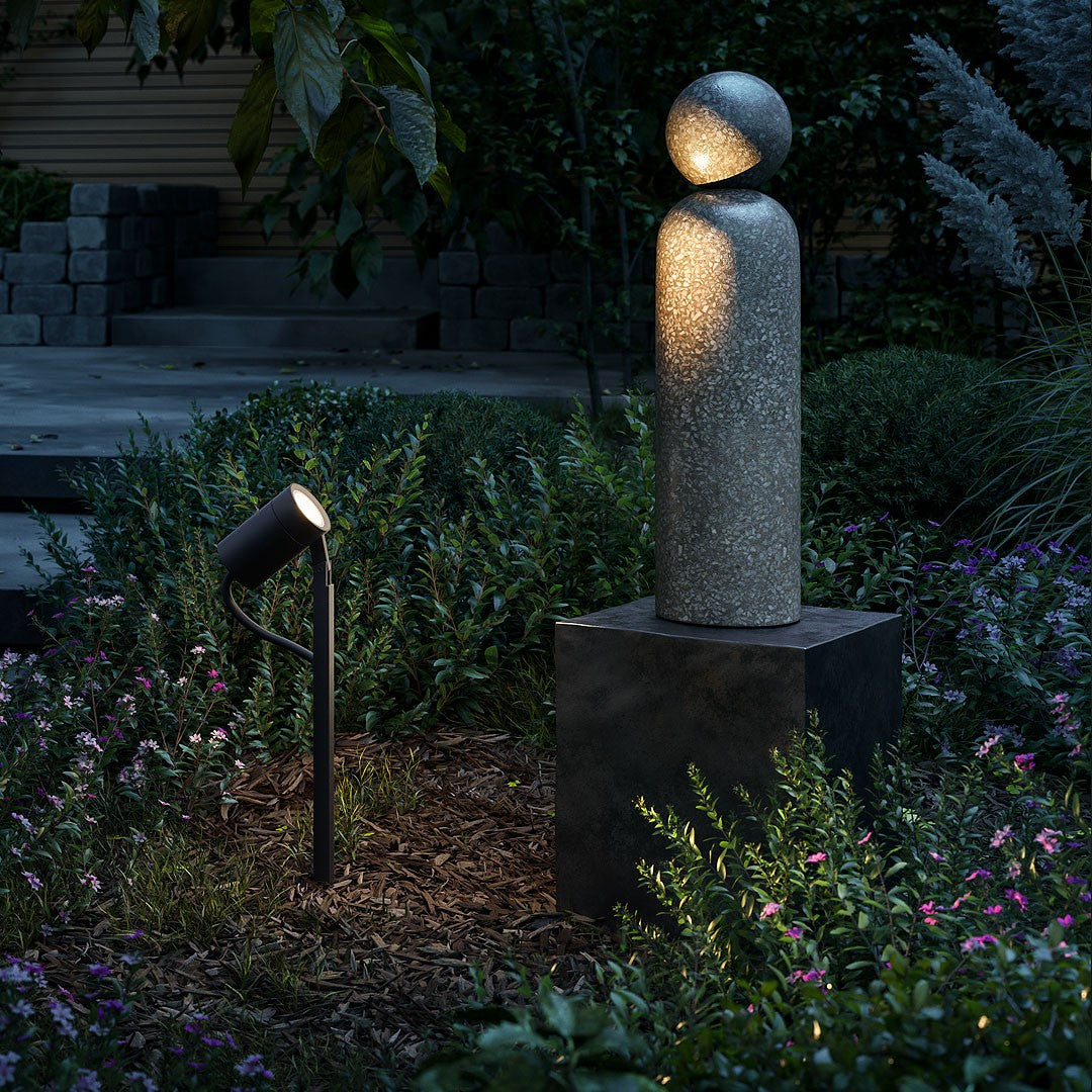 IP44.de Spießleuchte piek, Shotlight oder Floodlight, moderne Anwendung im Garten