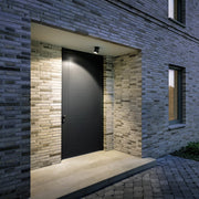 IP44.de LED Deckenleuchte pro, rund, schwarz, moderne Anwendung an der Haustür