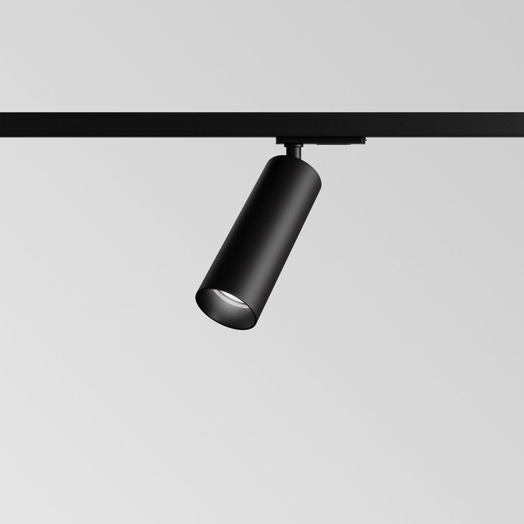 1-phase track spotlight Reed S 