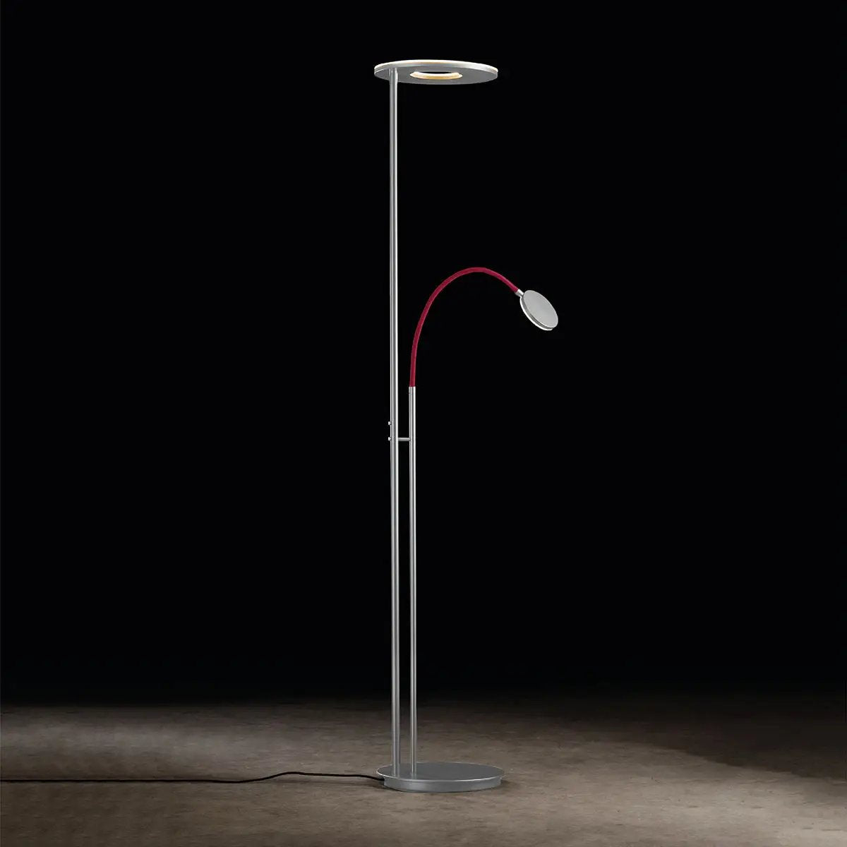 Holtkötter, Deckenfluter Nova Flex, Raumbild, moderne Lichtplanung