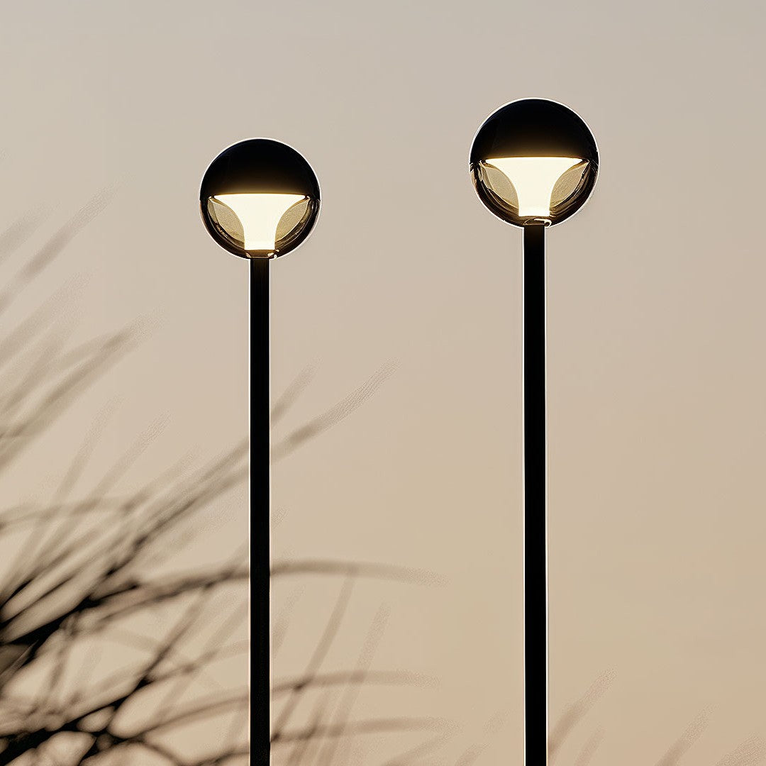 IP44.de LED Spießleuchte bal.4, schwarz, moderne Anwendung im Garten
