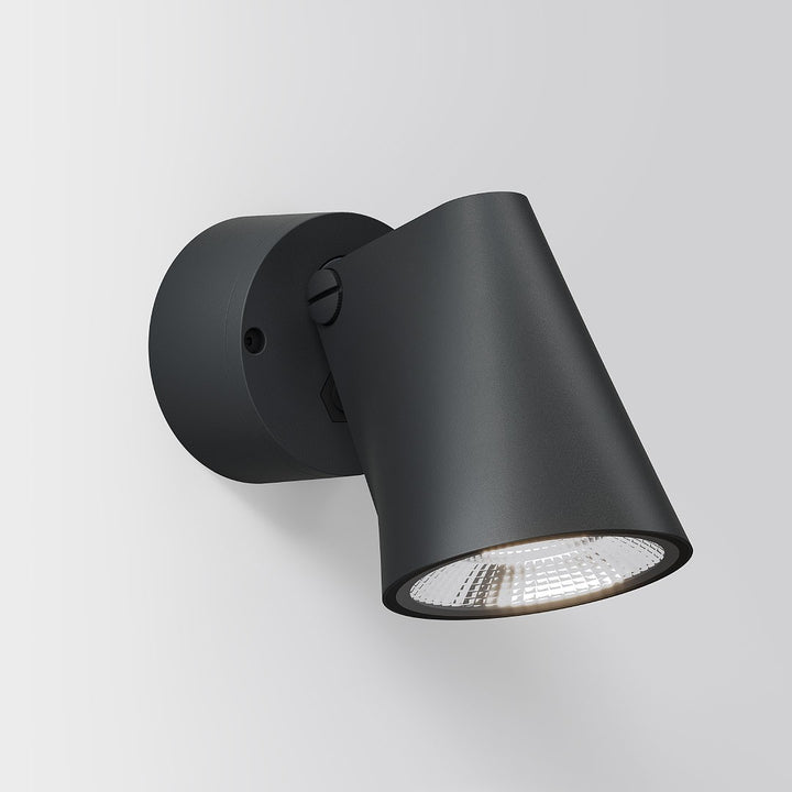 Moderne schwarze Wandleuchte stic mit Phasendimmfunktion für Außenbereich
