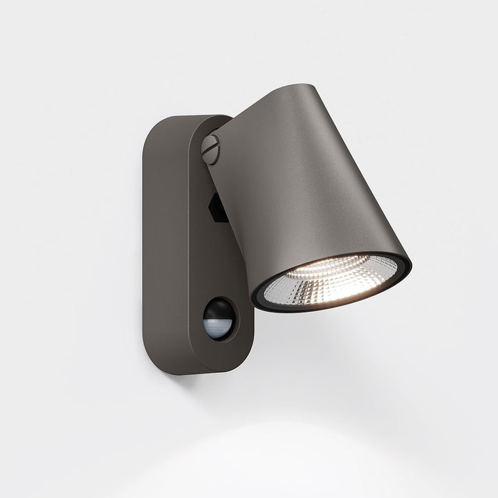 Wandleuchte stic, braun, dimmbar, moderne Außenbeleuchtung, IP65, Bewegungsmelder