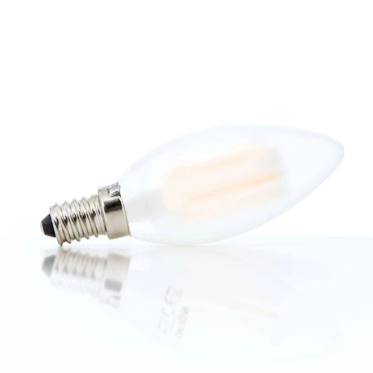 Orion, LED Kerze E14 matt, Seitenansicht, LED Ersatzleuchtmittel