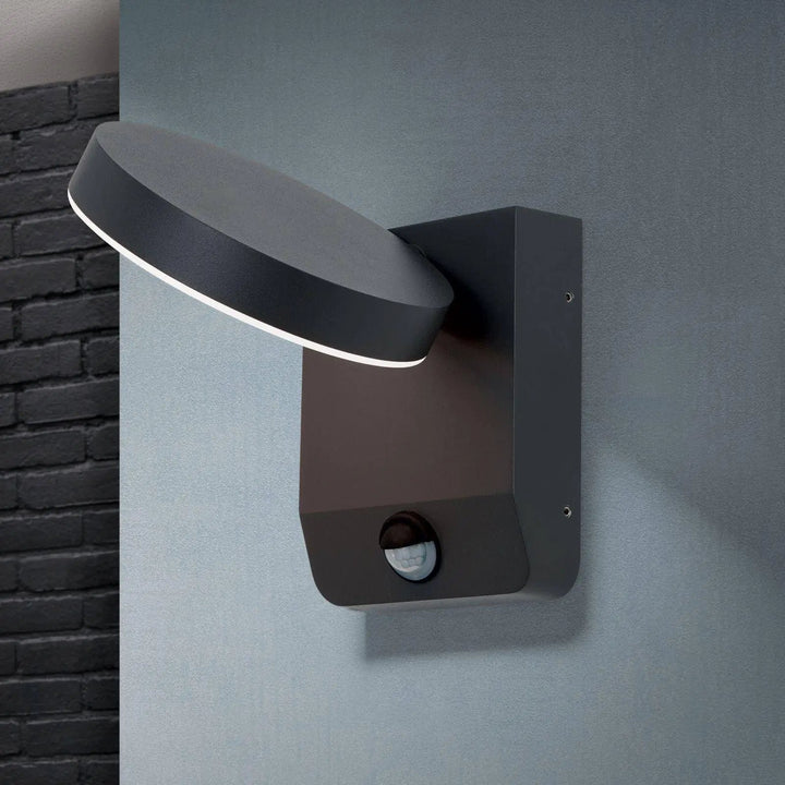 Lampe extérieure LED Hendryk avec détecteur de mouvement