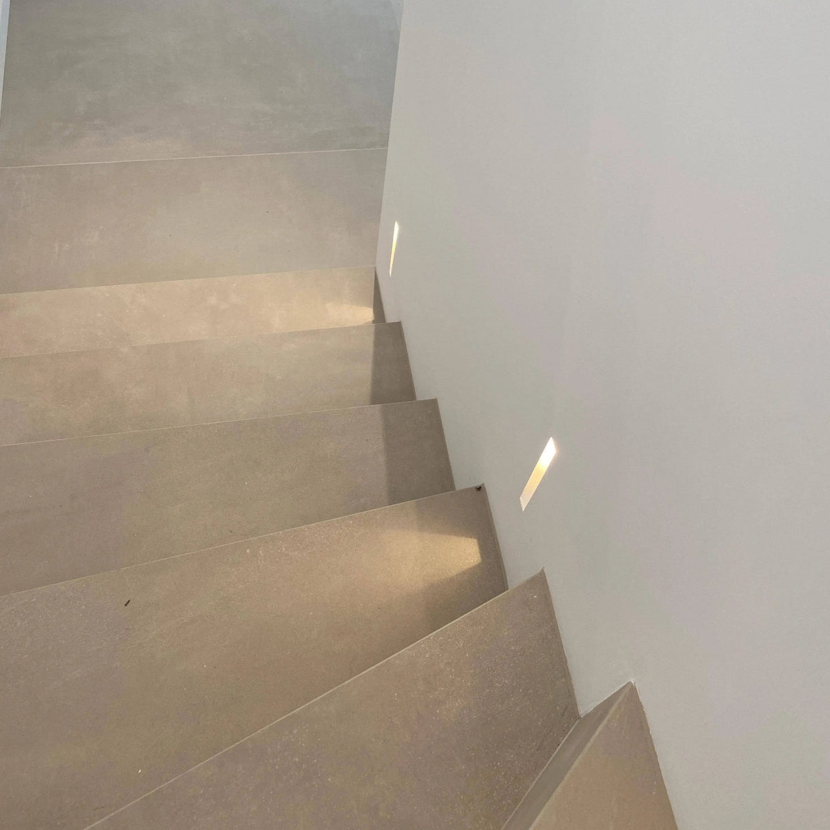 Brickinthewall, Stripp small Wandeinbauleuchte, Einbausituation, technische Lichtplanung