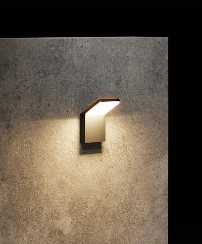Neo wall light