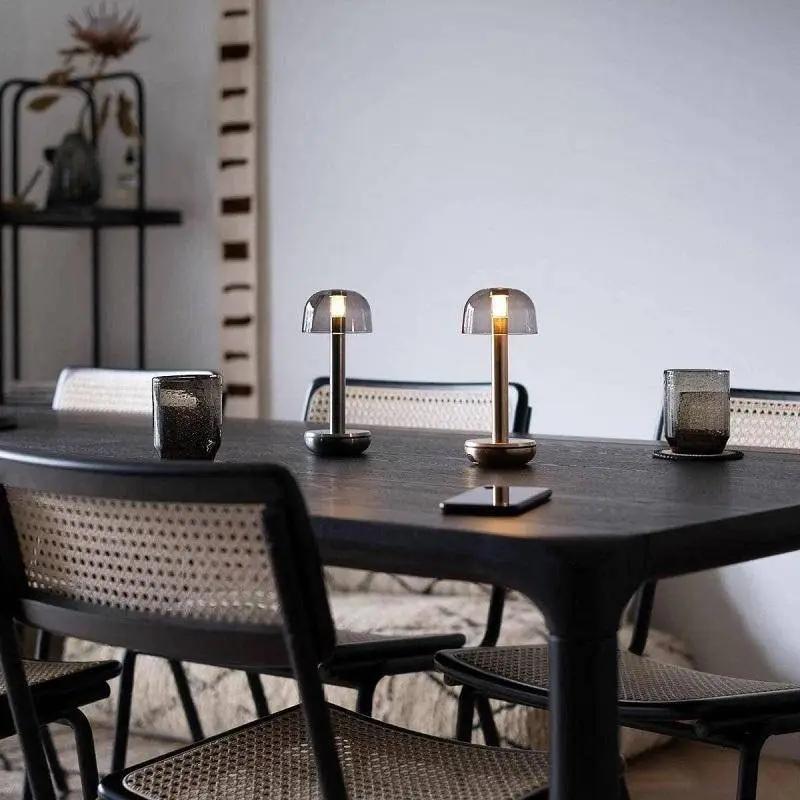 Lampe de table à piles Two Table